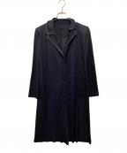 PLEATS PLEASEプリーツプリーズ）の古着「シャギートリム ショルダーパッド プリーツコート」｜ネイビー
