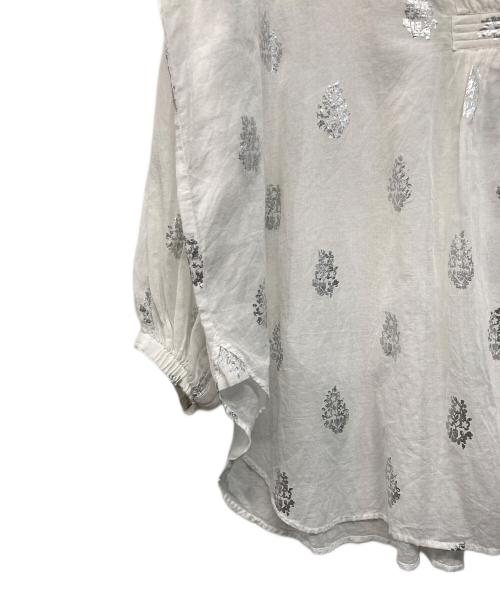 ne quittez pas（ヌキテパ）ne quittez pas (ヌキテパ) コットン ボイル ホイル フラワープリント ブラウス ホワイト サイズ:不明の古着・服飾アイテム