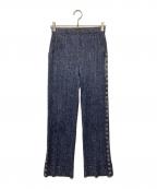PLEATS PLEASEプリーツプリーズ）の古着「デニム転写プリーツパンツ」｜ネイビー