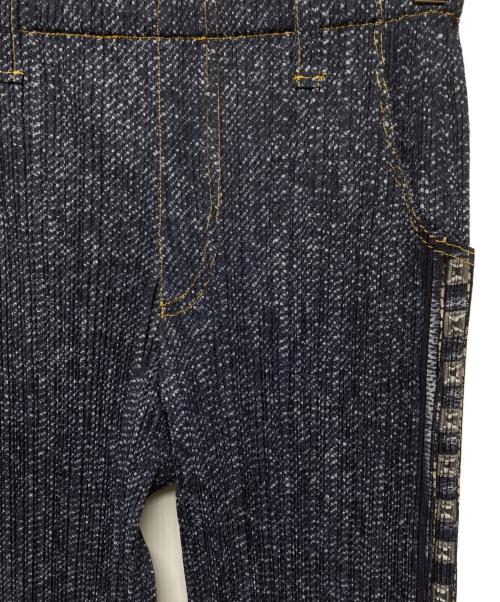 PLEATS PLEASE（プリーツプリーズ）PLEATS PLEASE (プリーツプリーズ) デニム転写プリーツパンツ ネイビー サイズ:SIZE 3の古着・服飾アイテム