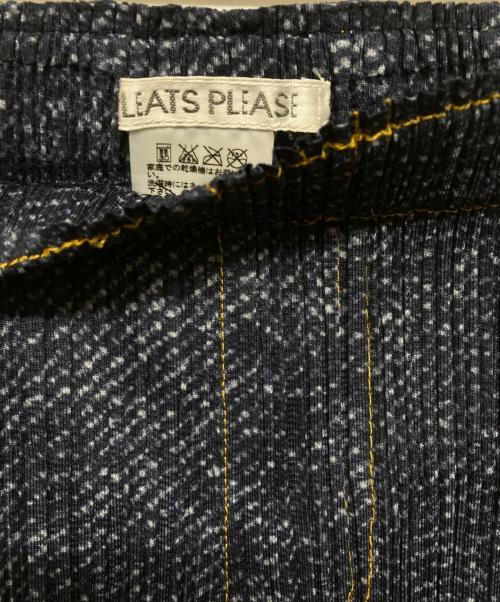 PLEATS PLEASE（プリーツプリーズ）PLEATS PLEASE (プリーツプリーズ) デニム転写プリーツパンツ ネイビー サイズ:SIZE 3の古着・服飾アイテム