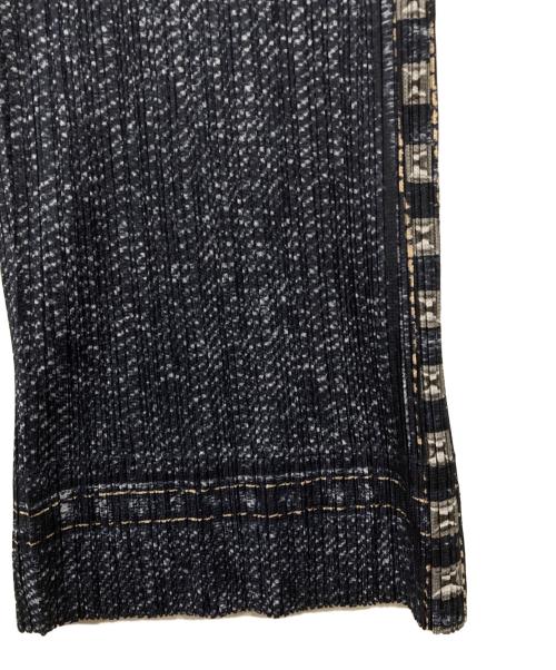 PLEATS PLEASE（プリーツプリーズ）PLEATS PLEASE (プリーツプリーズ) デニム転写プリーツパンツ ネイビー サイズ:SIZE 3の古着・服飾アイテム