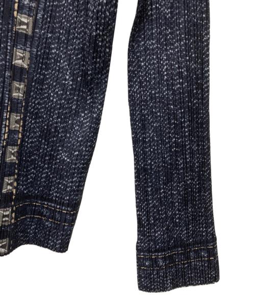 PLEATS PLEASE（プリーツプリーズ）PLEATS PLEASE (プリーツプリーズ) デニム転写プリーツジャケット ネイビー サイズ:SIZE 3の古着・服飾アイテム