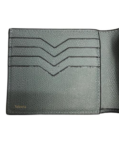 Valextra（ヴァレクストラ）Valextra (ヴァレクストラ) 小銭入れ付き二つ折り 4カードコンパクトウォレット ブルーの古着・服飾アイテム