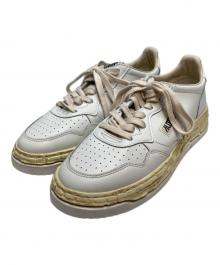 AUTRY×Maison MIHARA YASUHIRO（オートリ―×メゾン ミハラ ヤスヒロ）の古着「General Scale Medalist Low Supervintage "White"(ジェネラル スケール メダリスト ロー スーパーヴィンテージ "ホワイト")」｜ホワイト