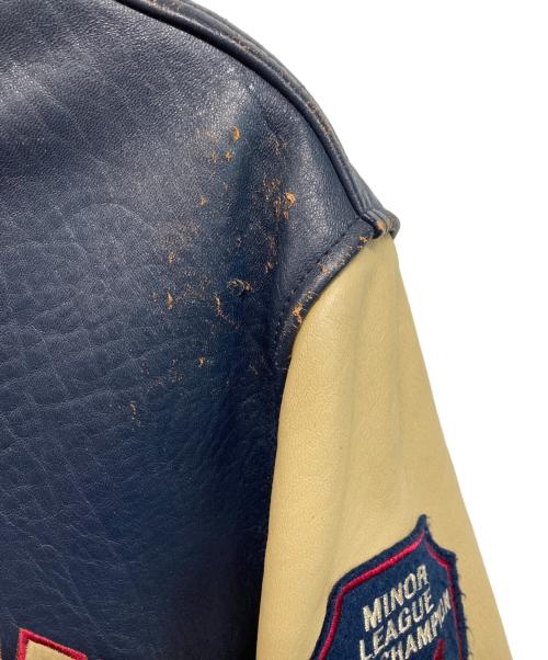 AVIREX（アヴィレックス）AVIREX (アヴィレックス) ラムレザースタジャン ネイビー×ベージュ サイズ:Mの古着・服飾アイテム