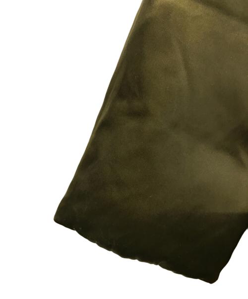 LIVIANA CONTI（リビアナコンティ）LIVIANA CONTI (リビアナコンティ) ダウンコート カーキ サイズ:SIZE 44の古着・服飾アイテム