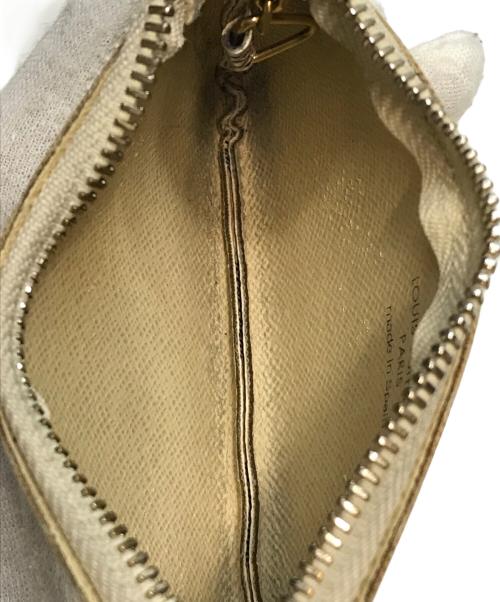 LOUIS VUITTON（ルイ ヴィトン）LOUIS VUITTON (ルイ ヴィトン) コインケース ホワイトの古着・服飾アイテム