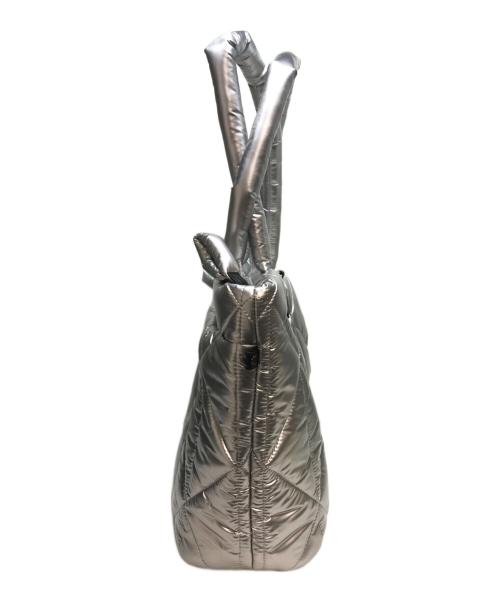 PELLE BORSA（ペレボルサ）PELLE BORSA (ペレボルサ) Shiny Puffy（シャイニーパフィ）キルティングラージトート シルバーの古着・服飾アイテム