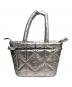 PELLE BORSA（ペレボルサ）の古着「Shiny Puffy（シャイニーパフィ）キルティングラージトート」｜シルバー