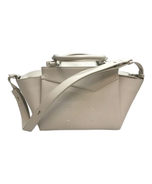 Maison Margiela（メゾンマルジェラ）Maison Margiela (メゾンマルジェラ) スナッチドトートバッグ アイボリーの古着・服飾アイテム