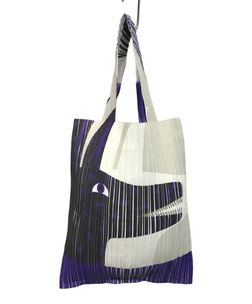 PLEATS PLEASE（プリーツプリーズ）PLEATS PLEASE (プリーツプリーズ) Kazumasa NAGAI (カズマサ ナガイ) トートバッグ ホワイト×ネイビーの古着・服飾アイテム