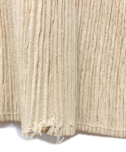 ISSEY MIYAKE（イッセイミヤケ）ISSEY MIYAKE (イッセイミヤケ) 半袖プリーツカットソー ベージュ サイズ:SIZE Lの古着・服飾アイテム