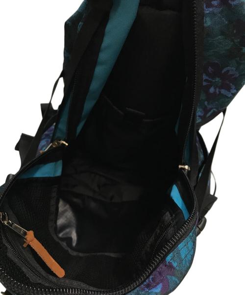 GREGORY（グレゴリー）GREGORY (グレゴリー) DAY AND A HALF PACK「デイ アンド ア ハーフ パック」 ブルータペストリーの古着・服飾アイテム