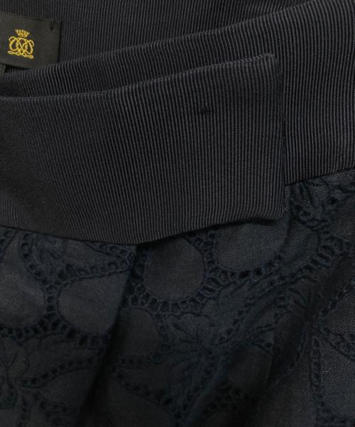 DRAWER（ドゥロワー）Drawer (ドゥロワー) フラワーレースパンツ ネイビー サイズ:36の古着・服飾アイテム