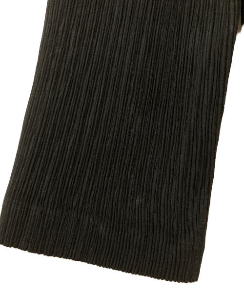 ISSEY MIYAKE WHITE LABEL（イッセイミヤケホワイトレーベル）ISSEY MIYAKE WHITE LABEL (イッセイミヤケホワイトレーベル) プリーツ3Bジャケット ブラック サイズ:SIZE 3の古着・服飾アイテム