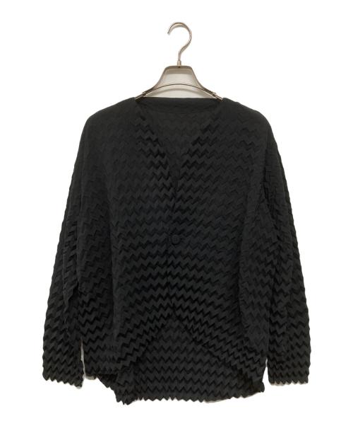 ISSEY MIYAKE（イッセイミヤケ）ISSEY MIYAKE (イッセイミヤケ) ジグザグプリーツジャケット ブラック サイズ:SIZE 2の古着・服飾アイテム