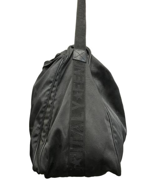 FENDI（フェンディ）FENDI (フェンディ) ロゴライン2WAYバッグ ブラックの古着・服飾アイテム