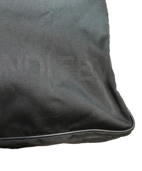 FENDI（フェンディ）FENDI (フェンディ) ロゴライン2WAYバッグ ブラックの古着・服飾アイテム