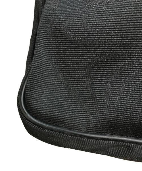 FENDI（フェンディ）FENDI (フェンディ) ロゴライン2WAYバッグ ブラックの古着・服飾アイテム