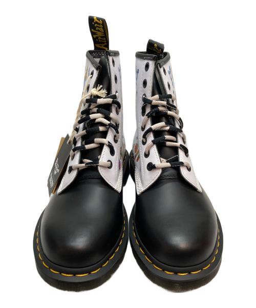 Dr.Martens（ドクターマーチン）Dr.Martens (ドクターマーチン) WEDNESDAY HOLMES 8ホールブーツ ホワイト×ブラック サイズ:26cm 未使用品の古着・服飾アイテム