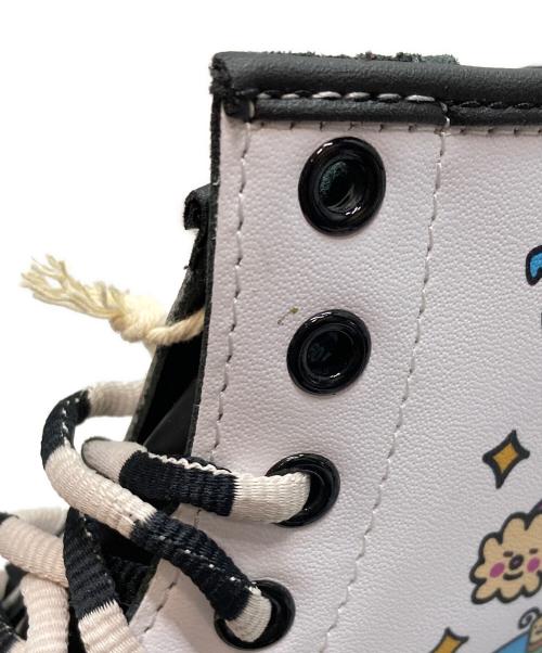 Dr.Martens（ドクターマーチン）Dr.Martens (ドクターマーチン) WEDNESDAY HOLMES 8ホールブーツ ホワイト×ブラック サイズ:26cm 未使用品の古着・服飾アイテム