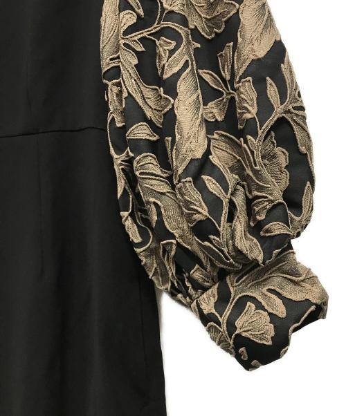 きげんのいいひと（キゲンノイイヒト）きげんのいいひと (キゲンノイイヒト) 静生 ワンピース ブラック×ベージュ サイズ:Mの古着・服飾アイテム