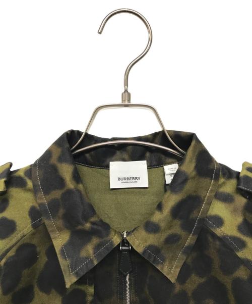 BURBERRY（バーバリー）BURBERRY (バーバリー) エポレットハーフジップ半袖シャツ ブラウン サイズ:XSの古着・服飾アイテム