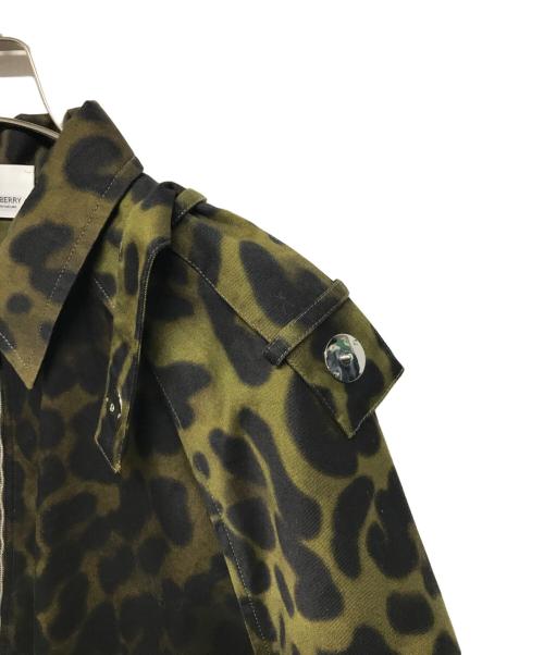 BURBERRY（バーバリー）BURBERRY (バーバリー) エポレットハーフジップ半袖シャツ ブラウン サイズ:XSの古着・服飾アイテム