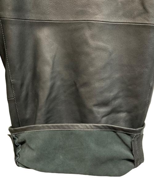 refomed（リフォメッド）refomed (リフォメッド) CCU (シーシーユー) FRESH MAN CCU LEATHER WIDE PANTS ブラック サイズ:SIZE 2の古着・服飾アイテム