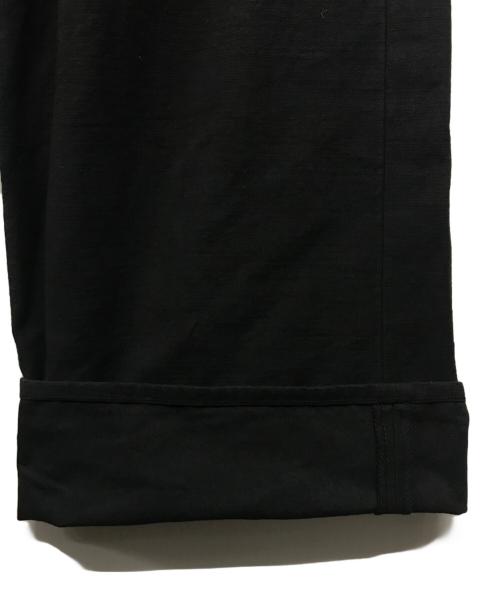 T.T（タイガ タカハシ）T.T (タイガ タカハシ) BUCKLE-BACKED TROUSERS ブラック サイズ:SIZE 32の古着・服飾アイテム