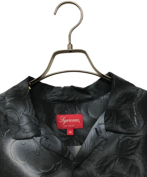 SUPREME（シュプリーム）Supreme (シュプリーム) 23SS Cherries S/S Shirt チェリー レーヨン半袖シャツ ブラック サイズ:Mの古着・服飾アイテム