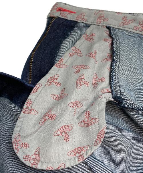 Vivienne Westwood RED LABEL（ヴィヴィアンウエストウッドレッドレーベル）Vivienne Westwood RED LABEL (ヴィヴィアンウエストウッドレッドレーベル) オーブデザインデニムスカート インディゴ サイズ:SIZE 3の古着・服飾アイテム