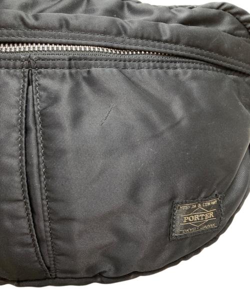 PORTER（ポーター）PORTER (ポーター) ハーフムーンショルダーバッグ ブラックの古着・服飾アイテム