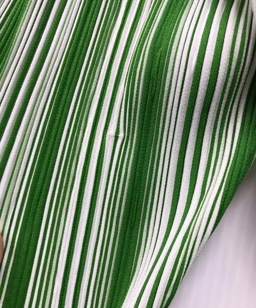 ISSEY MIYAKE（イッセイミヤケ）ISSEY MIYAKE (イッセイミヤケ) プリーツパンツ グリーン サイズ:3の古着・服飾アイテム
