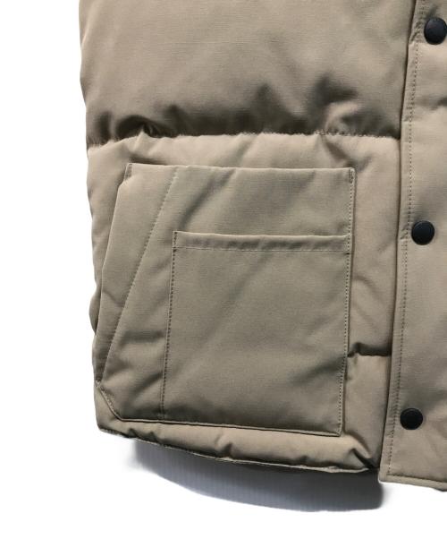 CANADA GOOSE（カナダグース）CANADA GOOSE (カナダグース) ヘリテージ フリースタイル クルー ダウンベスト ベージュ サイズ:Sの古着・服飾アイテム