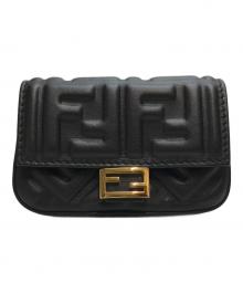 FENDI（フェンディ）の古着「ナノバゲット NANO BAGUETTE チェーンウォレット」｜ブラック×ゴールド