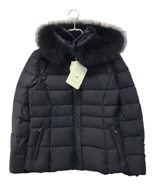 INDIVI（インディヴィ）INDIVI (インディヴィ) ショート丈リサイクルダウンコート ネイビー サイズ:SIZE 38 未使用品の古着・服飾アイテム