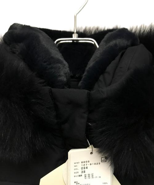 INDIVI（インディヴィ）INDIVI (インディヴィ) ショート丈リサイクルダウンコート ネイビー サイズ:SIZE 38 未使用品の古着・服飾アイテム