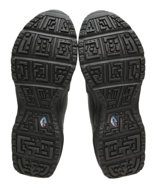 NIKE（ナイキ）NIKE (ナイキ) W AIR MAX PHENOMENA（エア マックス フェノメナ） ローファースニーカー ブラック×ゴールド サイズ:27.5の古着・服飾アイテム