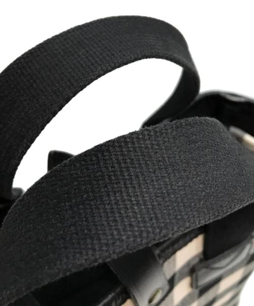 brady（ブレディ）Brady (ブレディ) ギンガムチェック ミニトートバッグ ホワイト×ブラックの古着・服飾アイテム