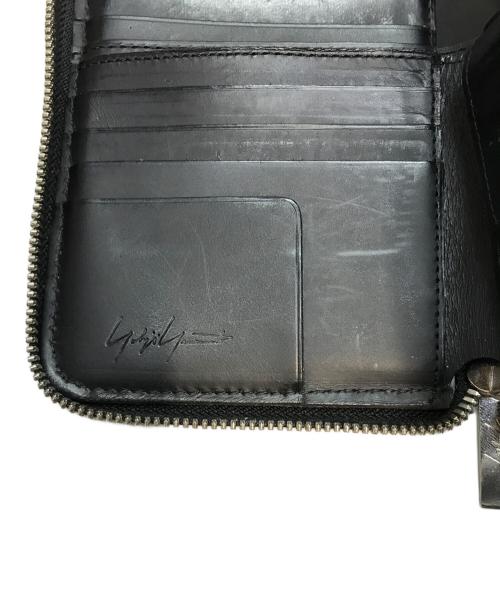 Yohji Yamamoto pour homme（ヨウジヤマモト プールオム）Yohji Yamamoto pour homme (ヨウジヤマモト プールオム) Cow Leather Zipper Wallet S ブラックの古着・服飾アイテム