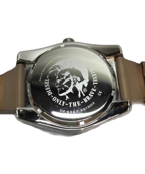 DIESEL（ディーゼル）DIESEL (ディーゼル) 腕時計 シルバーの古着・服飾アイテム