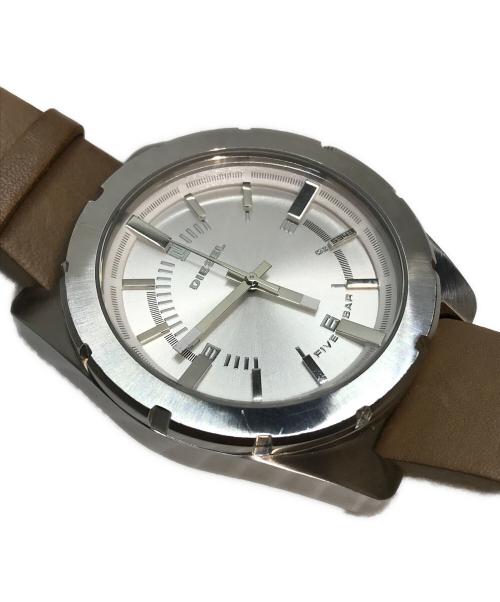 DIESEL（ディーゼル）DIESEL (ディーゼル) 腕時計 シルバーの古着・服飾アイテム