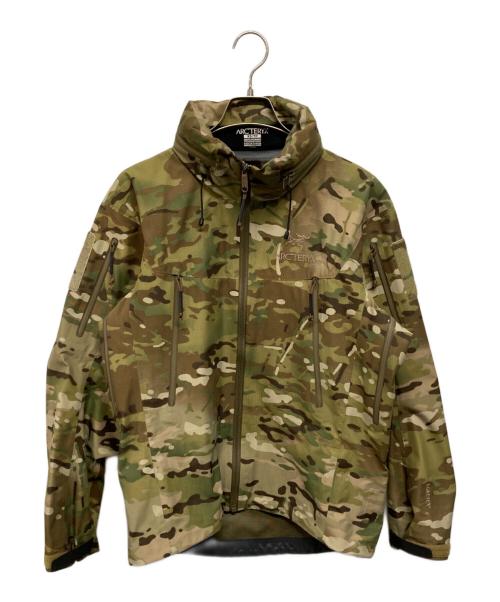ARC'TERYX（アークテリクス）ARC'TERYX (アークテリクス) Leaf Alpha Jacket Gen 2　(リーフ・アルファ・ジャケット・ジェンツー) カーキ サイズ:SIZE XSの古着・服飾アイテム