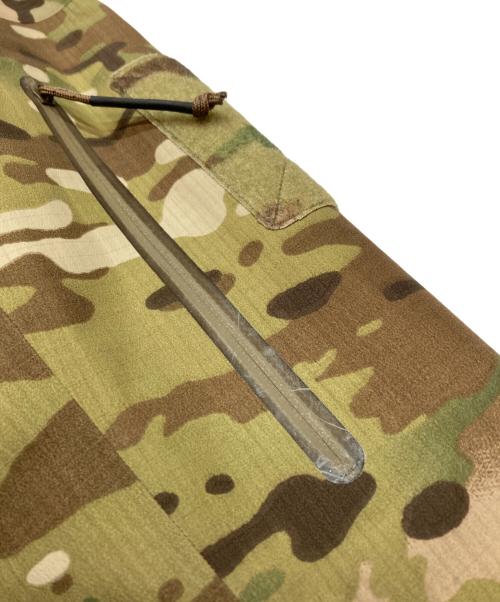 ARC'TERYX（アークテリクス）ARC'TERYX (アークテリクス) Leaf Alpha Jacket Gen 2　(リーフ・アルファ・ジャケット・ジェンツー) カーキ サイズ:SIZE XSの古着・服飾アイテム