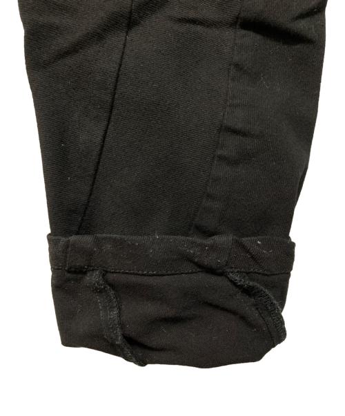 JULIUS（ユリウス）JULIUS (ユリウス) コーティングスキニーぺディングデニムパンツ ブラック サイズ:SIZE 1の古着・服飾アイテム