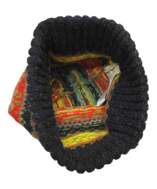 nicholas daley（ニコラス デイリー）Nicholas Daley (ニコラス デイリー) ニット帽 レッド×グレーの古着・服飾アイテム