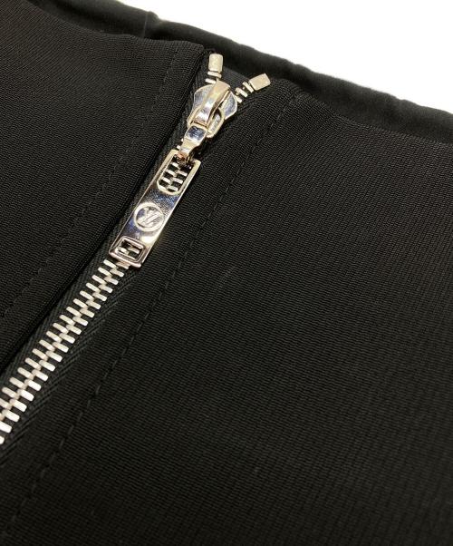 LOUIS VUITTON（ルイ ヴィトン）LOUIS VUITTON (ルイ ヴィトン) フリル付きスカート ブラック サイズ:SIZE 38の古着・服飾アイテム