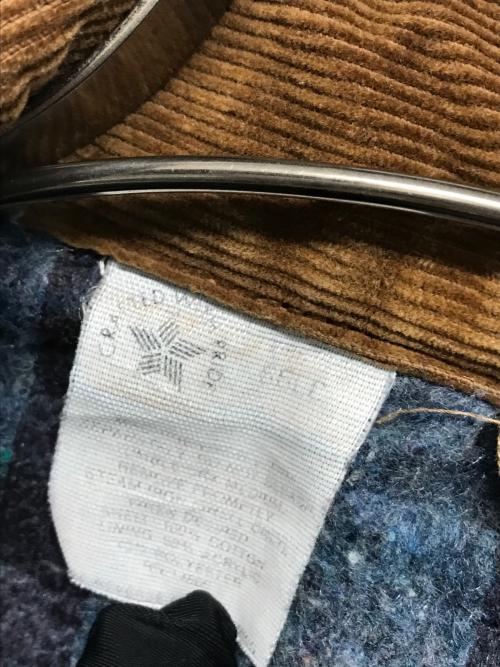 CarHartt（カーハート）CarHartt (カーハート) 裏地ブランケット ミシガンチョアコート ベージュ サイズ:不明の古着・服飾アイテム